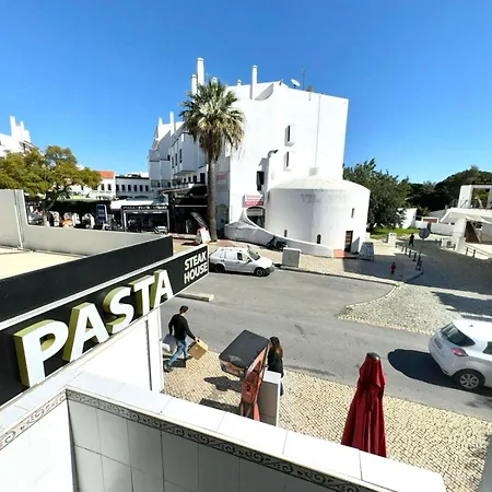 Flat Luxuous Da Oura